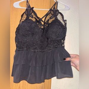black lulumari tank top